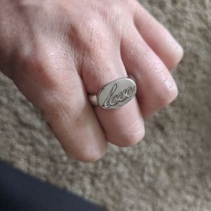 Lia Sophia Ring size 7